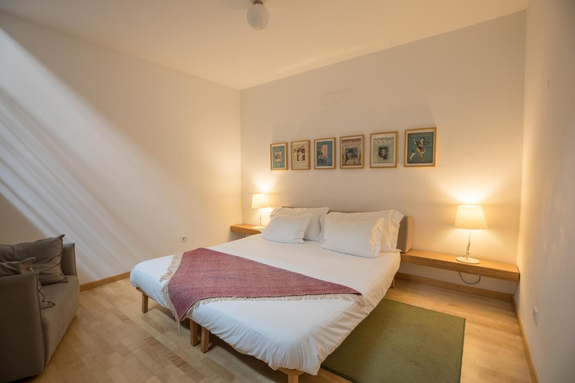 The Lisbonaire Apartments Room photo