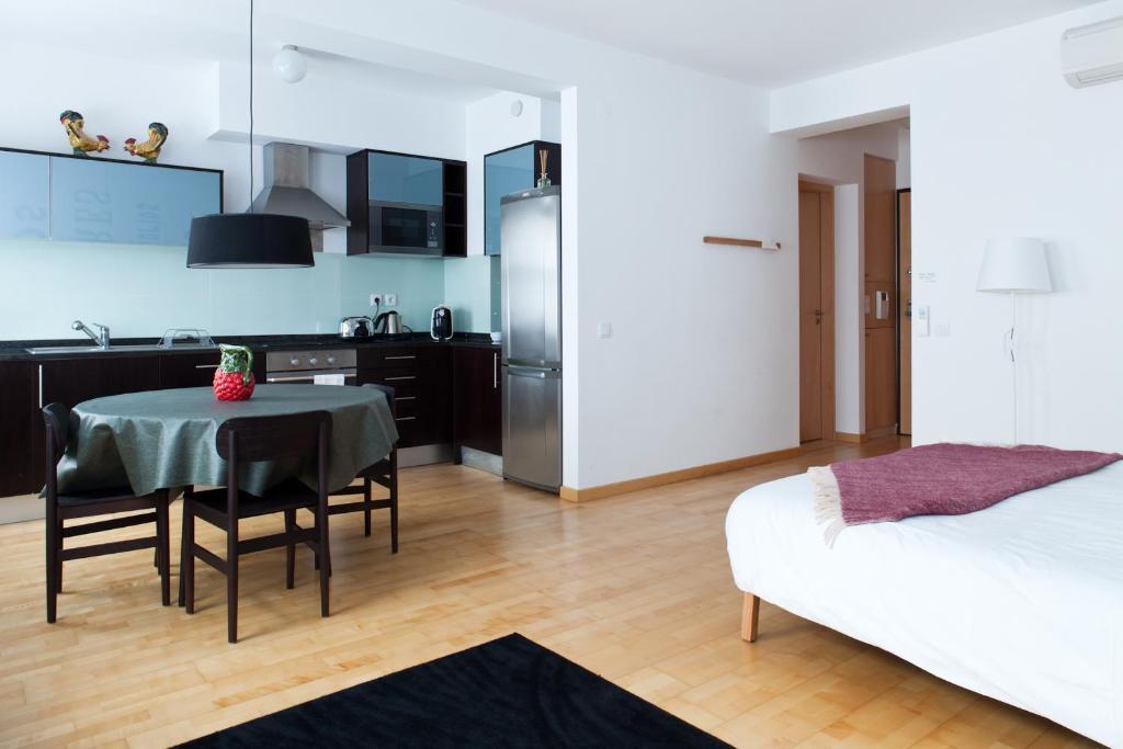 The Lisbonaire Apartments Room photo